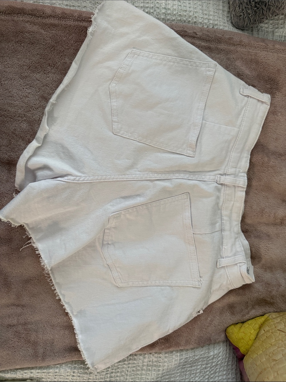 WeWoreWhat White High-Rise Frayed Hem Denim Shorts - Picture 5 of 5